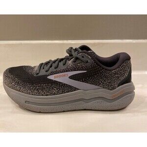 Brooks Women's Ghost Max 2 Running Walking Shoes Sz 9 Wide 1204201D005 Lavender